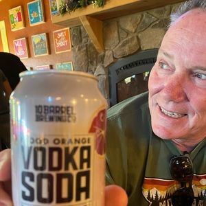 Meet your Posher, Bret